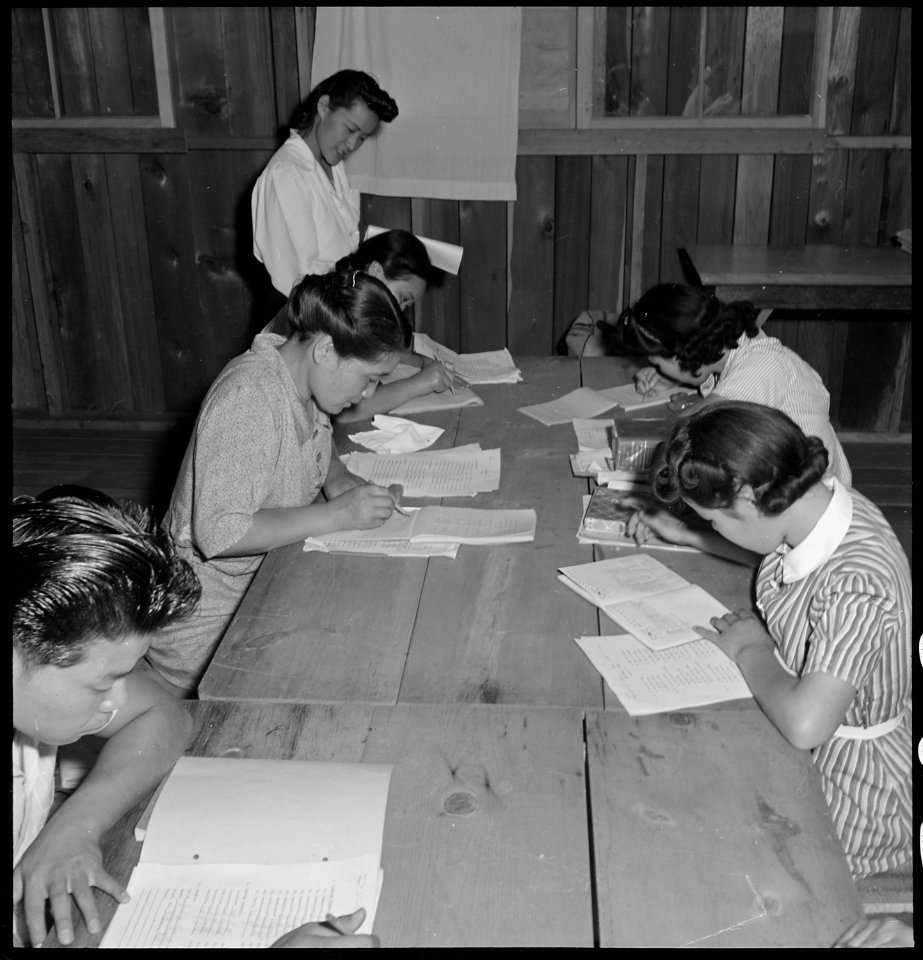 Manzanar Relocation Center, Manzanar, California. Part of a class under the Adult Education Program . . . - NARA - 538093