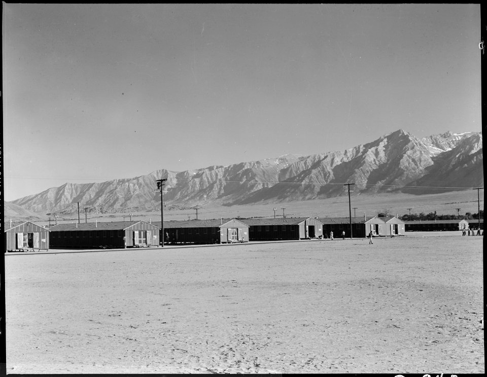 Manzanar Relocation Center, Manzanar, California. View of barracks at this War Relocation Authority . . . - NARA - 538130