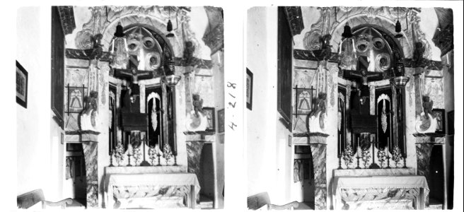 Mare de Déu al peu de la creu a l'interior de l'ermita del Calvari a Pollença