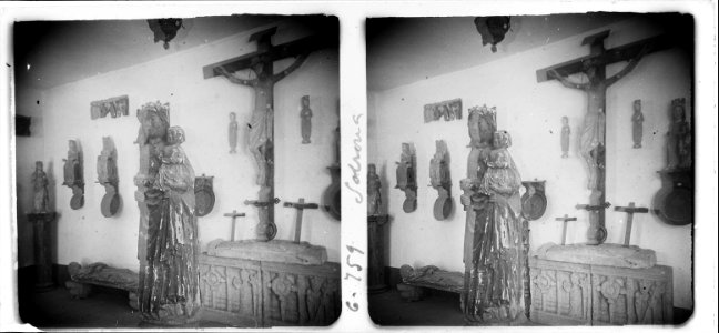 Mare de Déu de Santa Perpètua de Mogoda a l ' interior del museu diocesà de Solsona