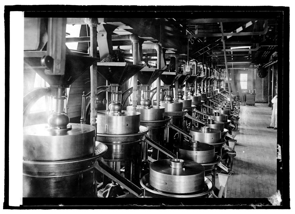 Manufacture of chocolate, Dorchester Mills LCCN2016821907