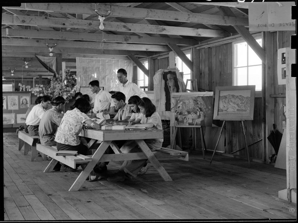 Manzanar Relocation Center, Manzanar, California. Class is being held in the Art School at this War . . . - NARA - 538181