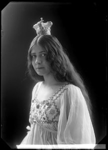 Margit Torsell in Lyckan at Svenska teatern 1903 - SMV - NT039