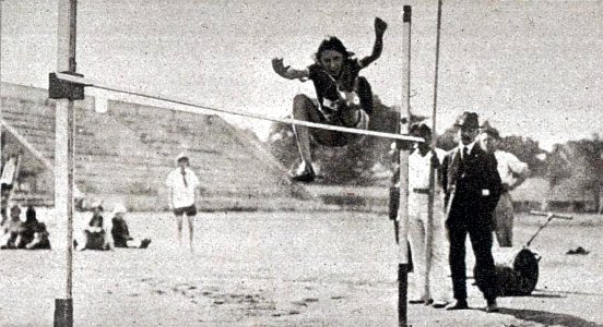 Marguerite Patouillet, championne de France du saut en hauteur 1924 (également du saut en longueur)