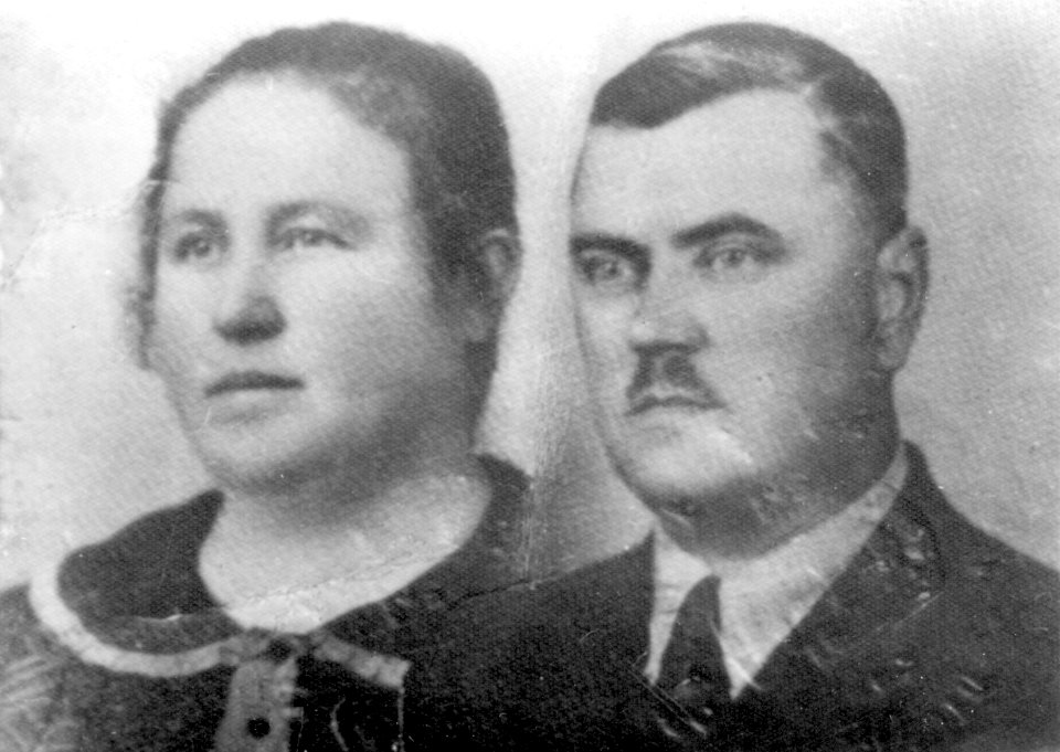 Maria Popiţiu and Ioan Ciobanca
