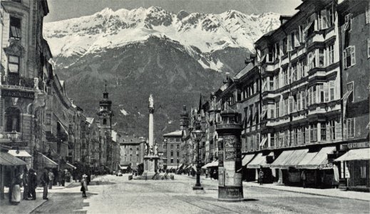Maria-Theresien-Strasse in Innsbruck um 1898 photo
