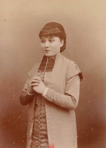 Marguerite Ugalde, par Nadar, btv1b53141698n