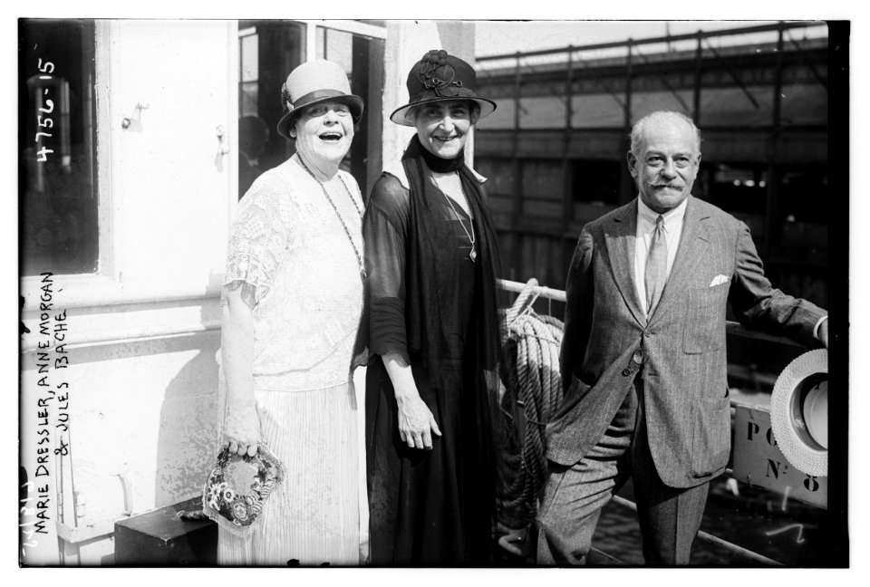 Marie Dressler, Anne Morgan & Jules Bache LCCN2014707999