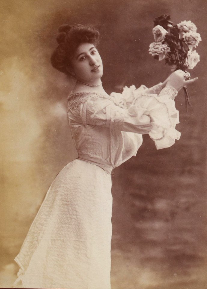 Marie Panthès by Reutlinger