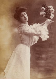 Marie Panthès by Reutlinger