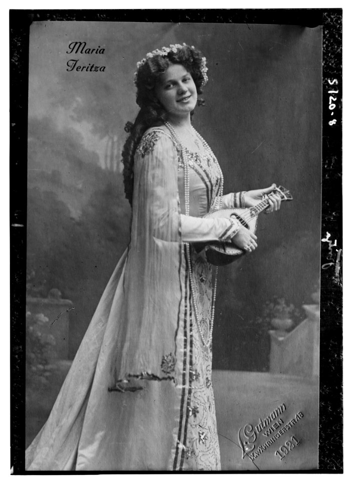 Maria Jeritza Faust LCCN2014714321