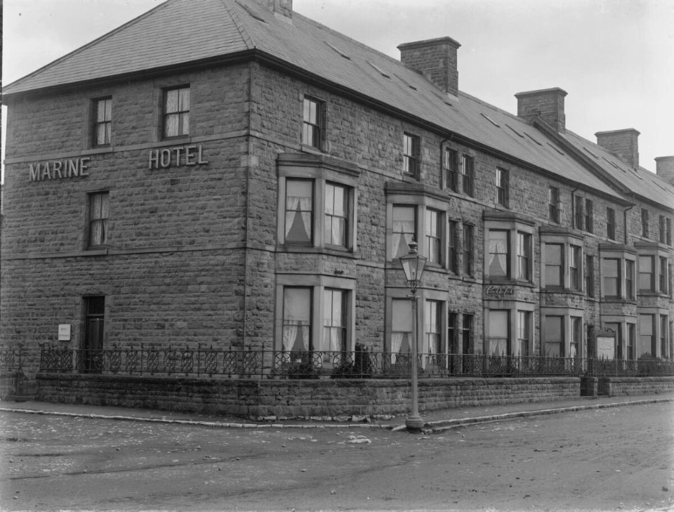 Marine Hotel, Porthcawl (4785997)