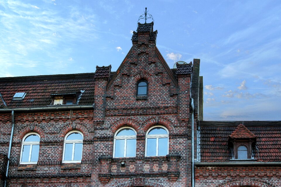 Old house old old building photo