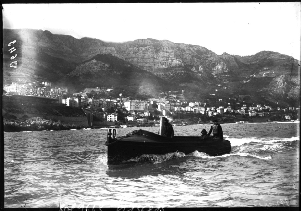 Marie-Brizard, 1907 (course de hors-bord, Championnat de la mer à Monaco) - (photographie de presse) - (Agence Rol)