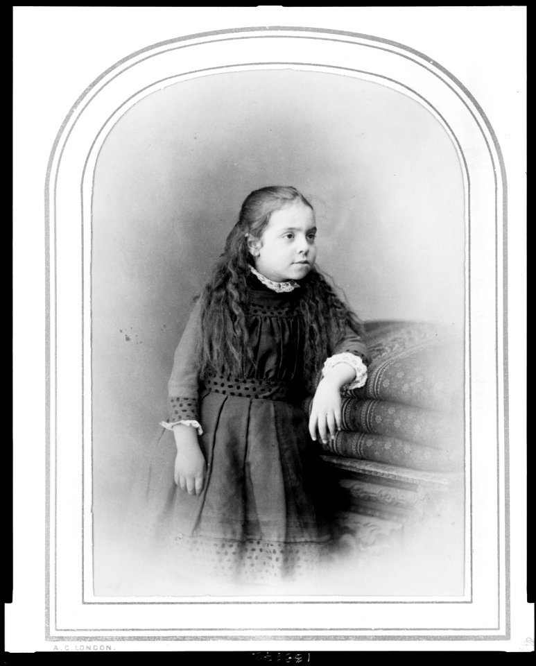 Marjorie (Jacobi) McAneny, three-quarter length portrait, standing, facing right LCCN2009631287