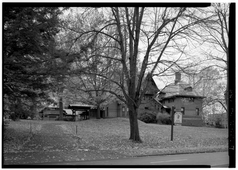 Mark Twain House - HABS photo 023149pu