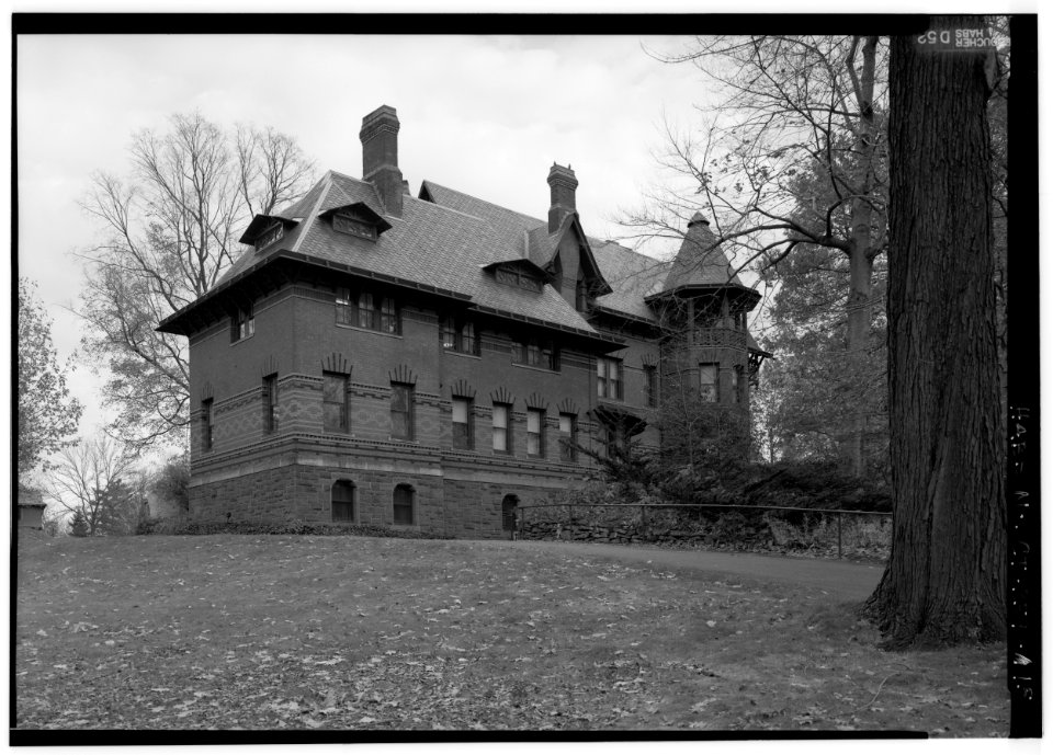 Mark Twain House - HABS photo 023157pu