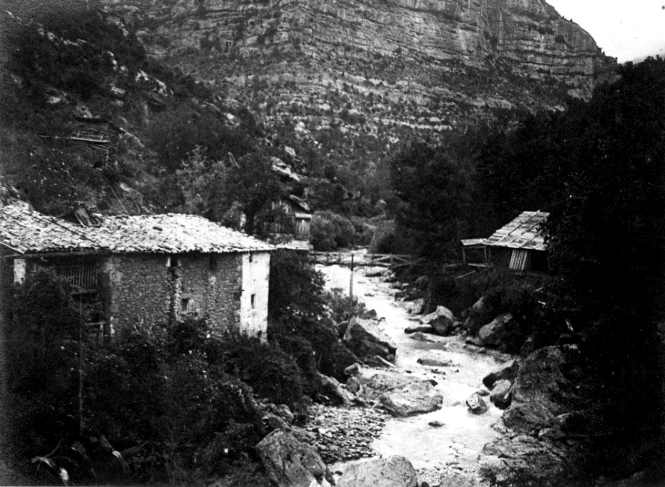 Molí vora el riu Aiguadevalls de Corriu