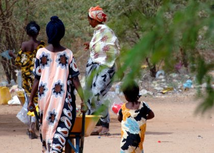 Marines, Sailors hand out supplies to villagers in Petit Douda, Djibouti DVIDS78694