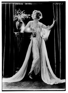 Marion Davies LCCN2014714841