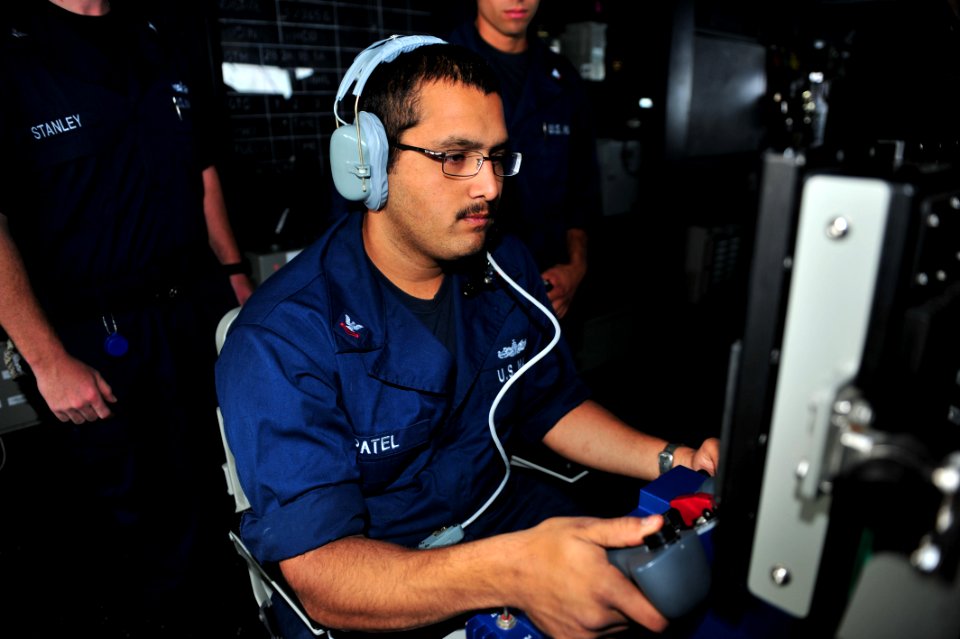 Maritime Security Operations 130302-N-CG436-015