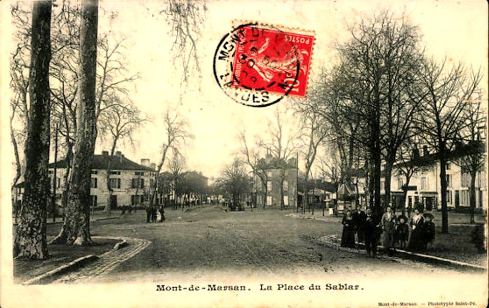 Mont-de-Marsan - Place du Sablar 3