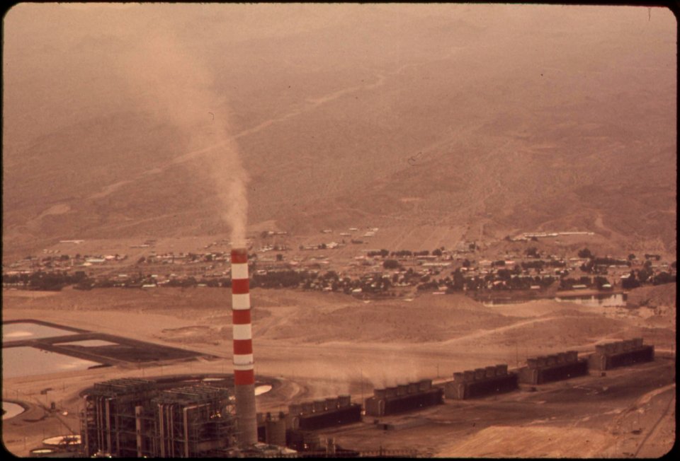 Mohave-generating-plant-near-bullhead-city-may-1972 6990481576 o