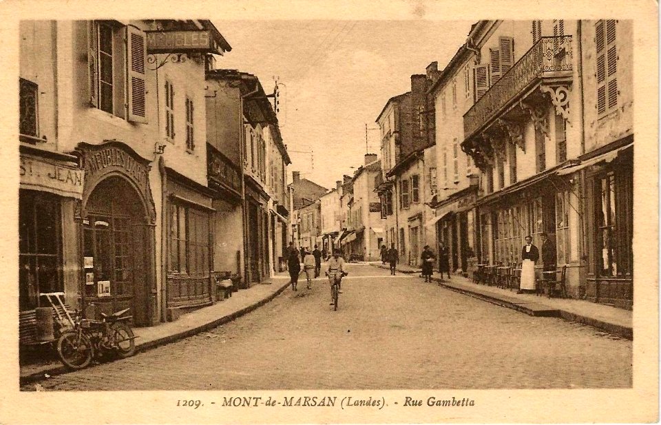 Mont-de-Marsan - Rue Gambetta 7
