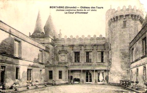 Montagne - château des Tours 8
