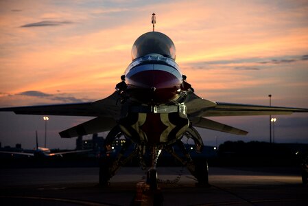 Fighting falcon jet airplane