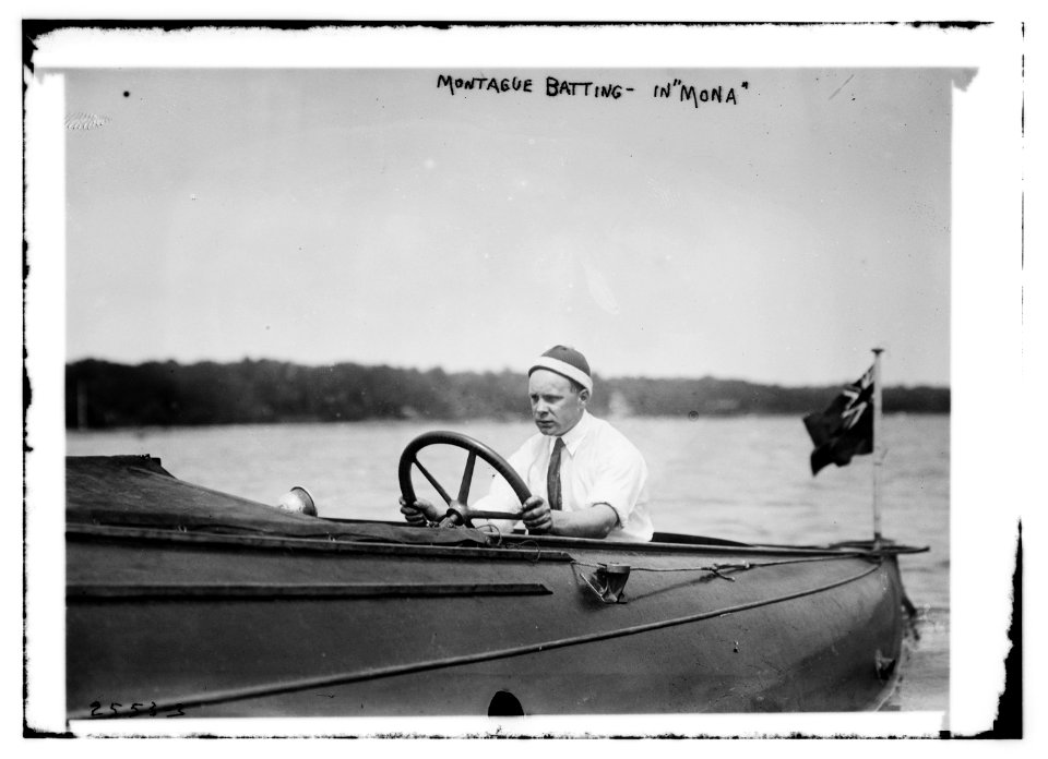 Montague Batting - in Mona (boat) LCCN2014692060