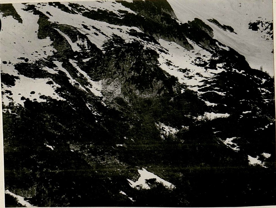 Montasch, Köpfach und Mittagskofel von der kl. Naboisscharte. II. Teilbild (BildID 15516906)