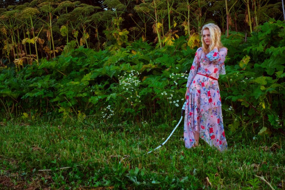 Nature blonde whip