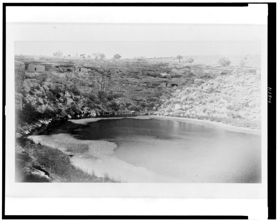 Montezuma's Well, Beaver Creek, Arizona. Cliff-dwellings in the vertical wall. August, 1887 LCCN95505989