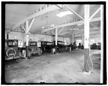Montgomery County Motor Co., Rockville, Md. LCCN2016825857