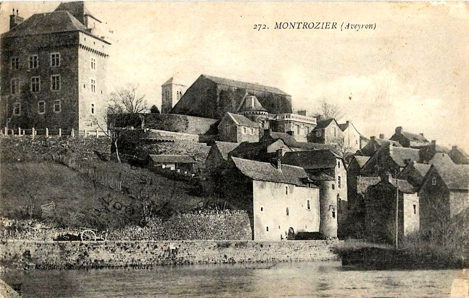 Montrozier - Bourg 2