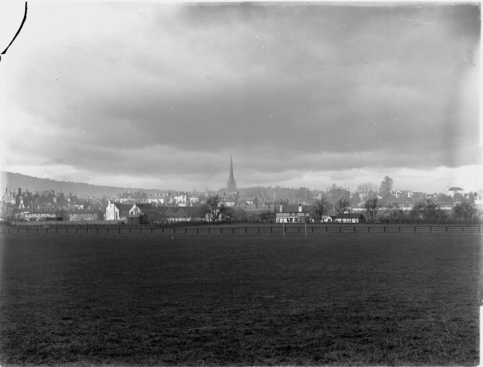 Monmouth fr The Fields (4641202)