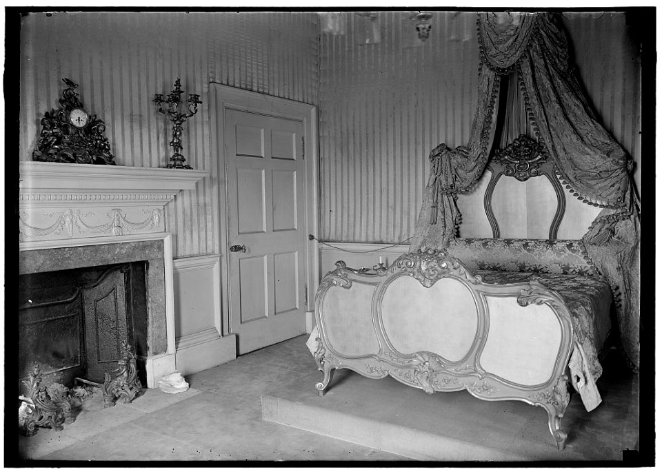 MONTICELLO. BEDROOM LOC hec.08195