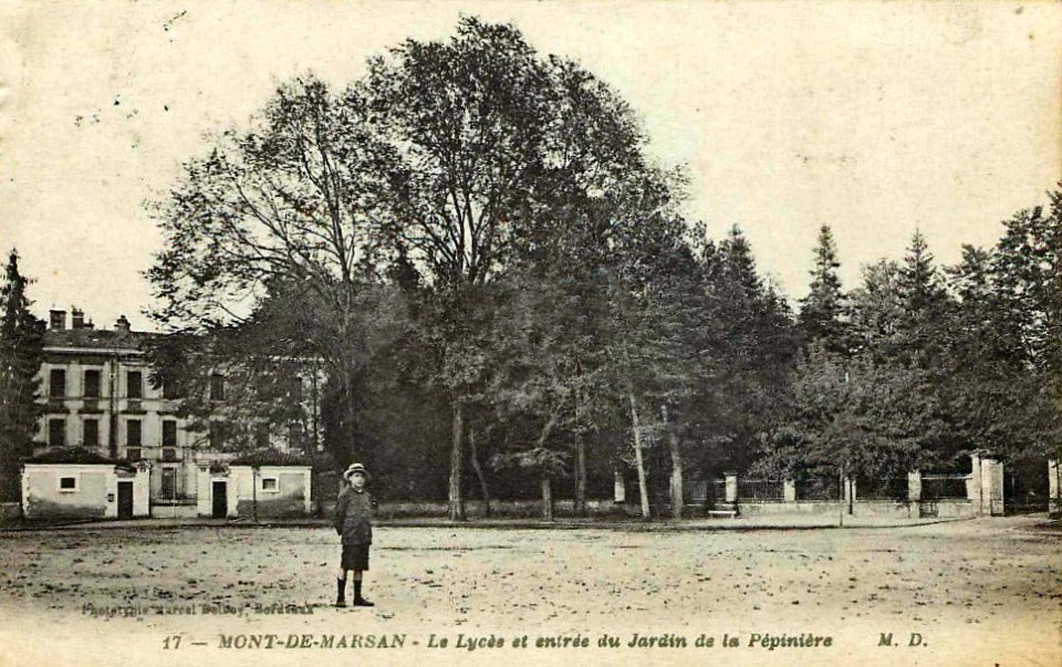 Mont-de-Marsan - Place du Lycée 6