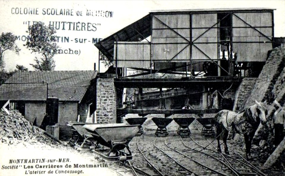 Montmartin-sur-Mer - Societe 'Les Carrieres de Montmartin' L'atelier de Concassage