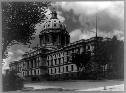 Minnesota State Capitol, St. Paul, Minnesota LCCN2002717825 photo