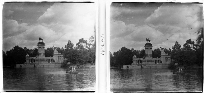 Monument al rei Alfons XII al parc del Retiro