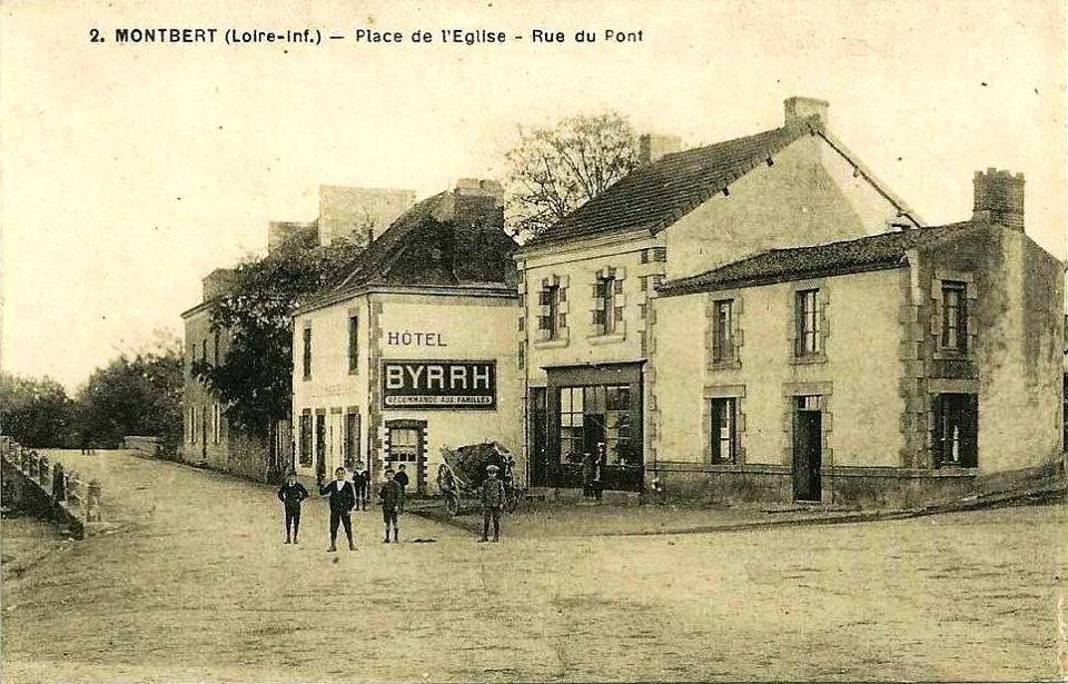 Montbert - Rue du Pont