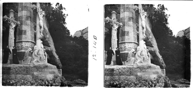 Monument de les tres creus a Montserrat