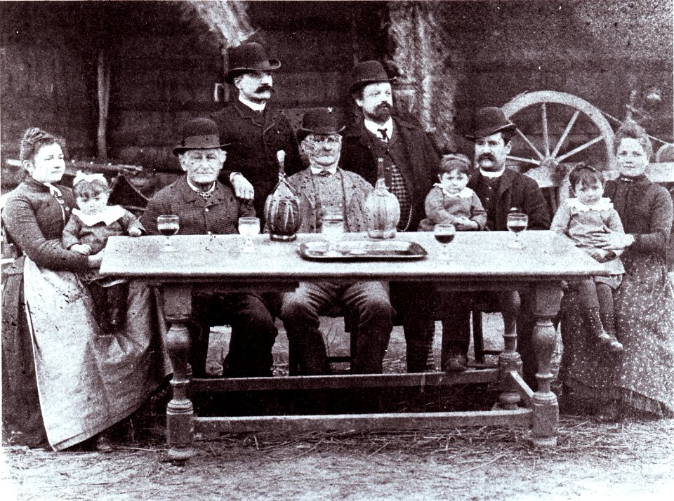 Montevarchifamily