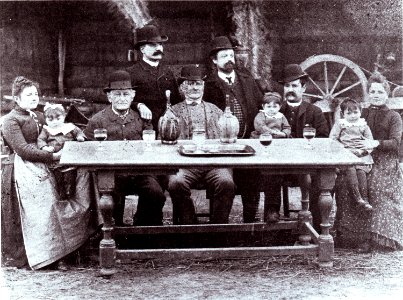 Montevarchifamily
