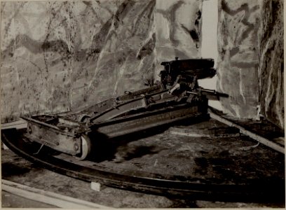 Minimalschartenlafette für 7.5 cm Geb.Kan.in Kavernen.Konstruktion von Ltn.Kron. (BildID 15483784)