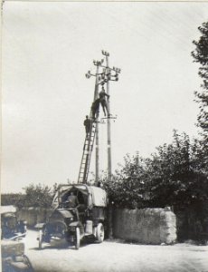 Montierung eines Motorausschaltungsstativ. (BildID 15673283)
