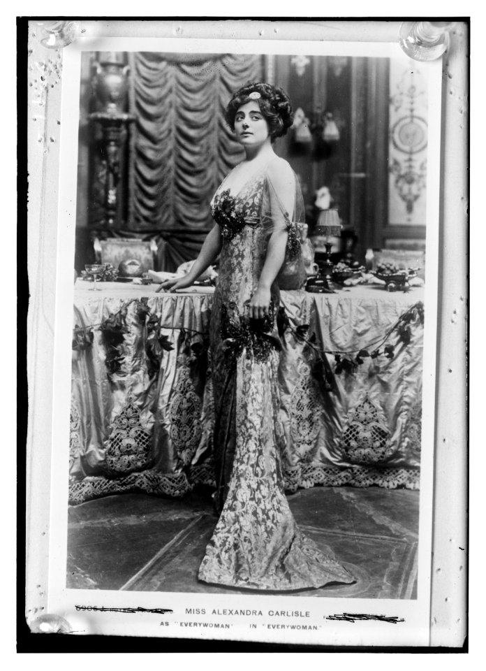 Miss Alexandra Carlisle as Everywoman in Everywoman LCCN2014687521