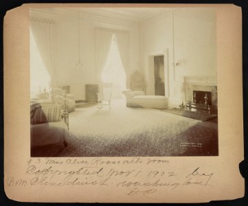 Miss Alice Roosevelt's room LCCN2013651489